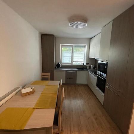 Apartman Daxnerko - Samostatny Dvojpokojovy Byt Bratislava Buitenkant foto