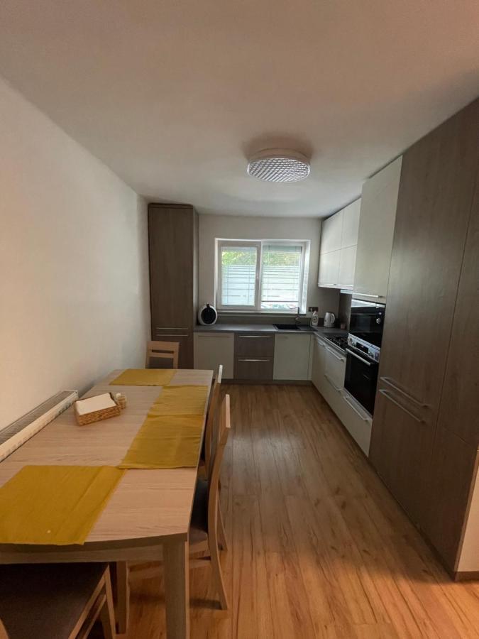 Apartman Daxnerko - Samostatny Dvojpokojovy Byt Bratislava Buitenkant foto