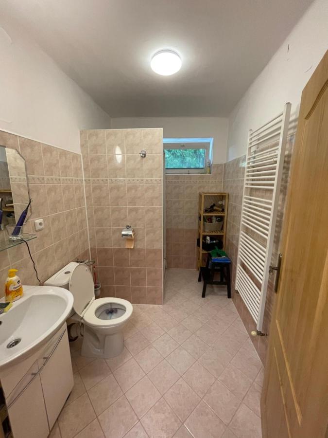 Apartman Daxnerko - Samostatny Dvojpokojovy Byt Bratislava Buitenkant foto
