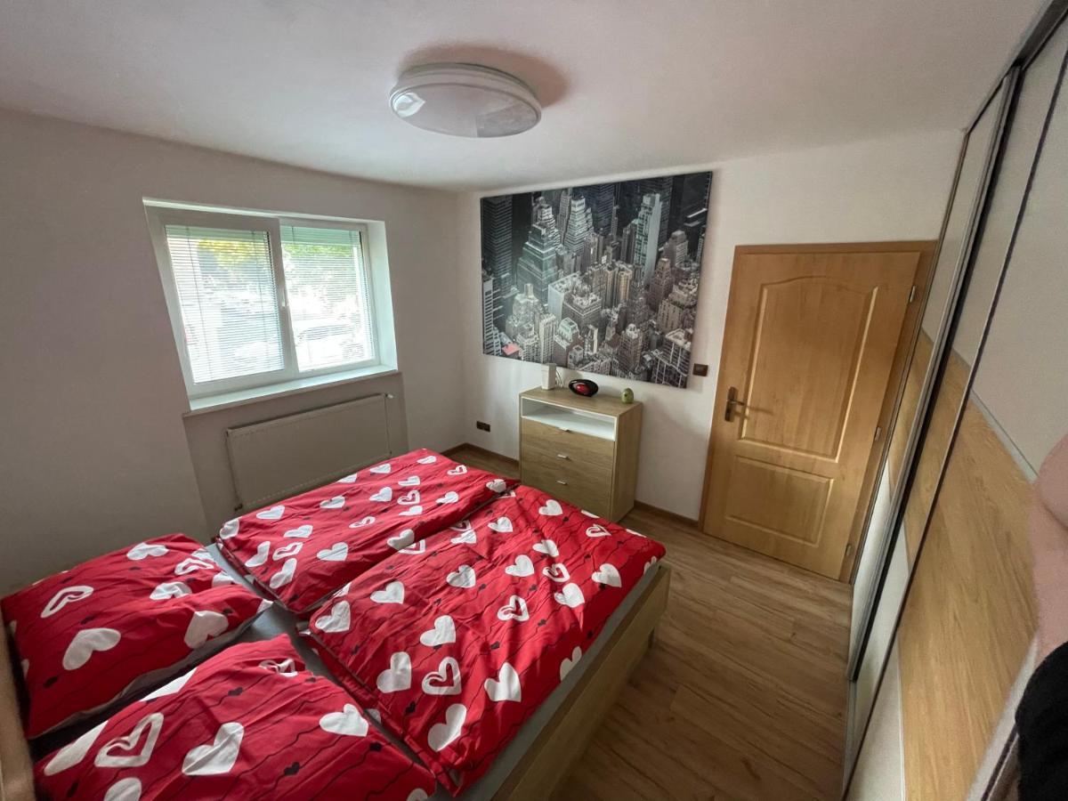 Apartman Daxnerko - Samostatny Dvojpokojovy Byt Bratislava Buitenkant foto